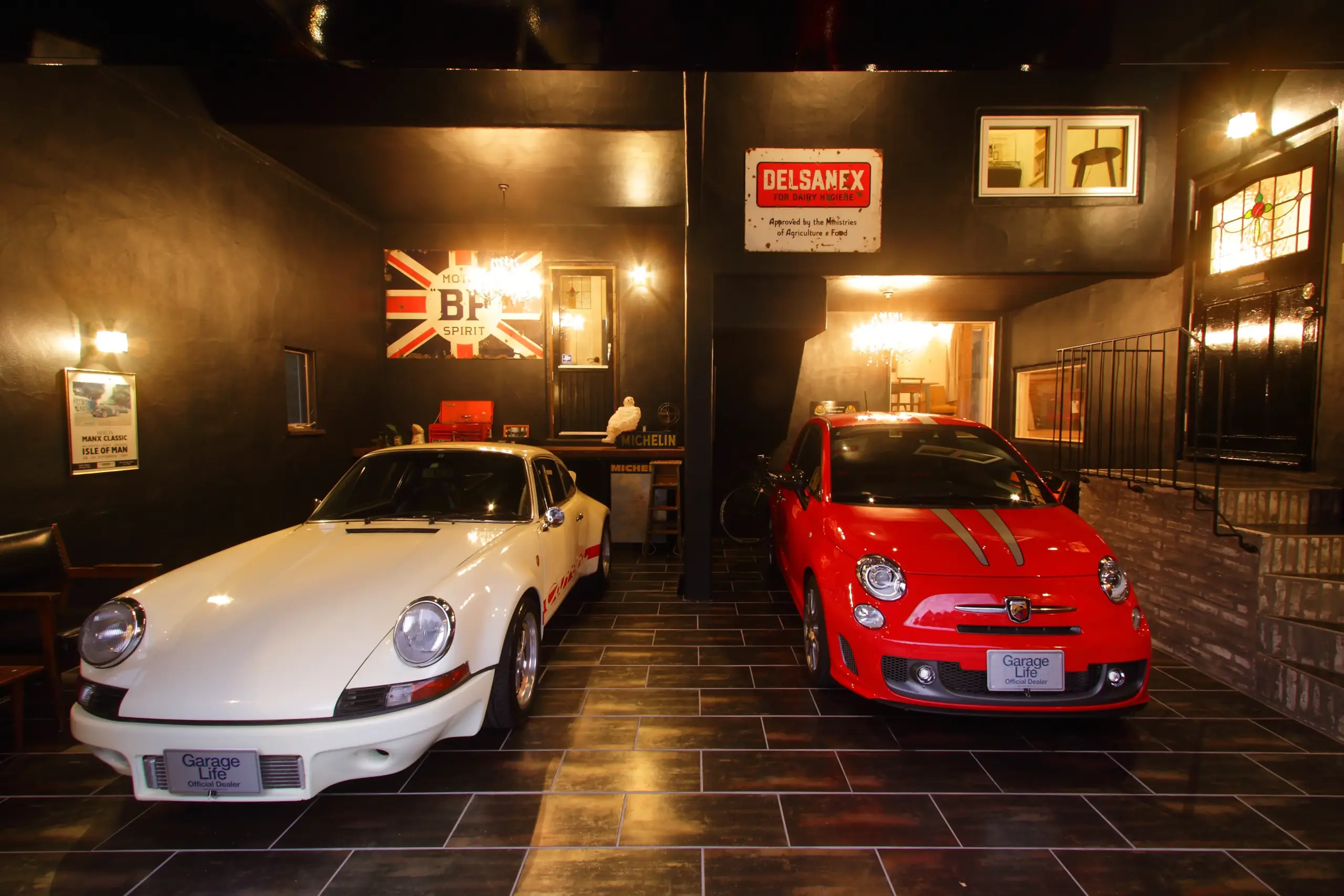 愛車と過ごす、至福の週末ガレージハウス